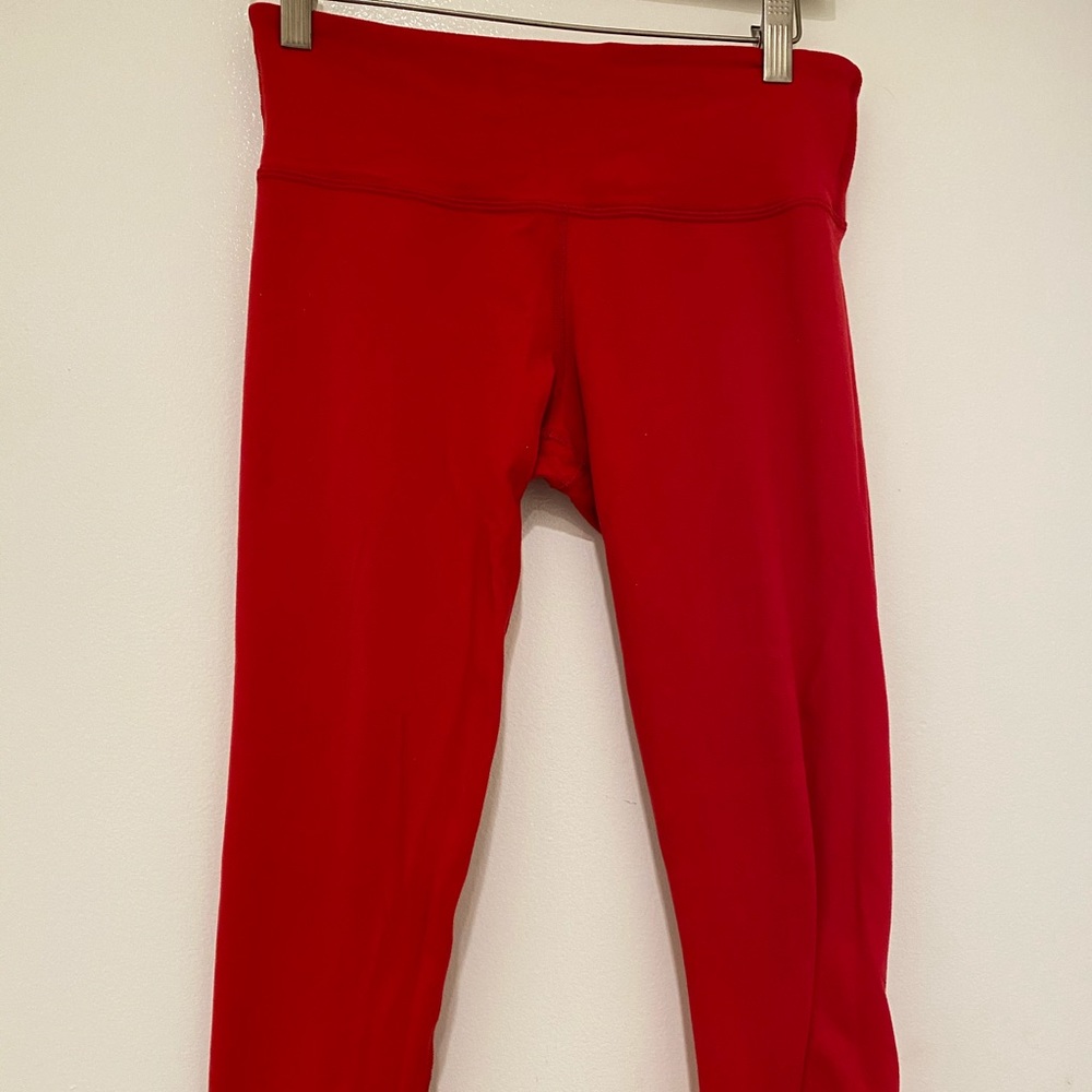 LULULEMON red wunder under crop
